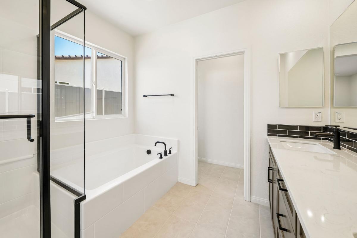 Primary bath
