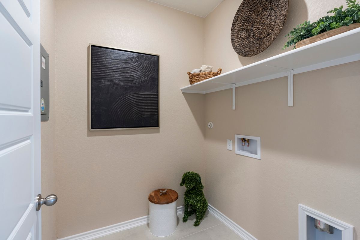 Plan 1889 Modeled - Laundry room