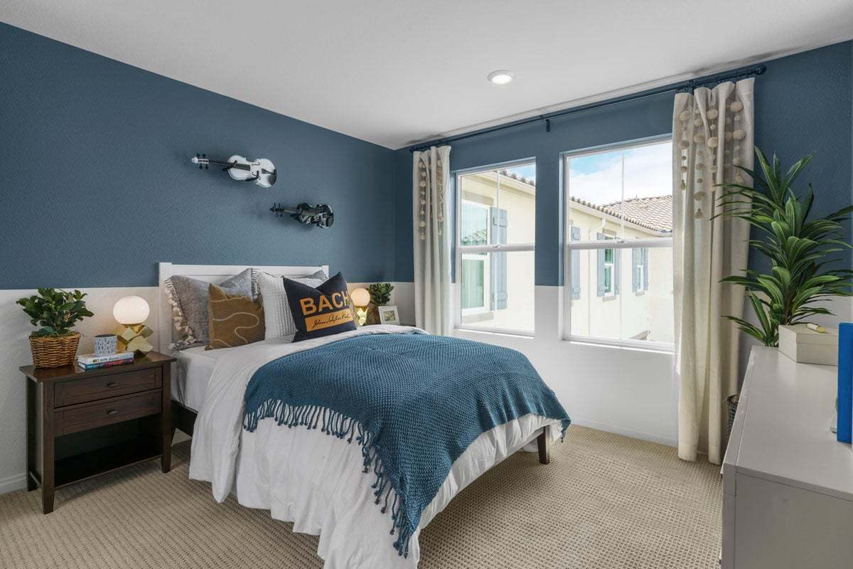 Secondary bedroom