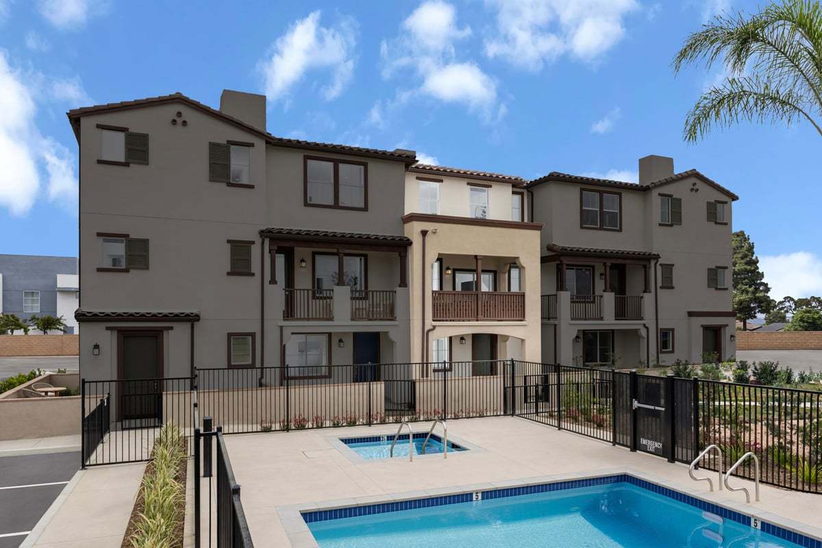 Ventana - Pico Rivera, CA