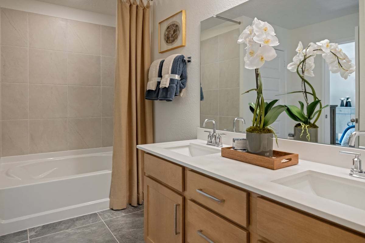 Plan 1548 Modeled - Dual-sink vanity at primary bath