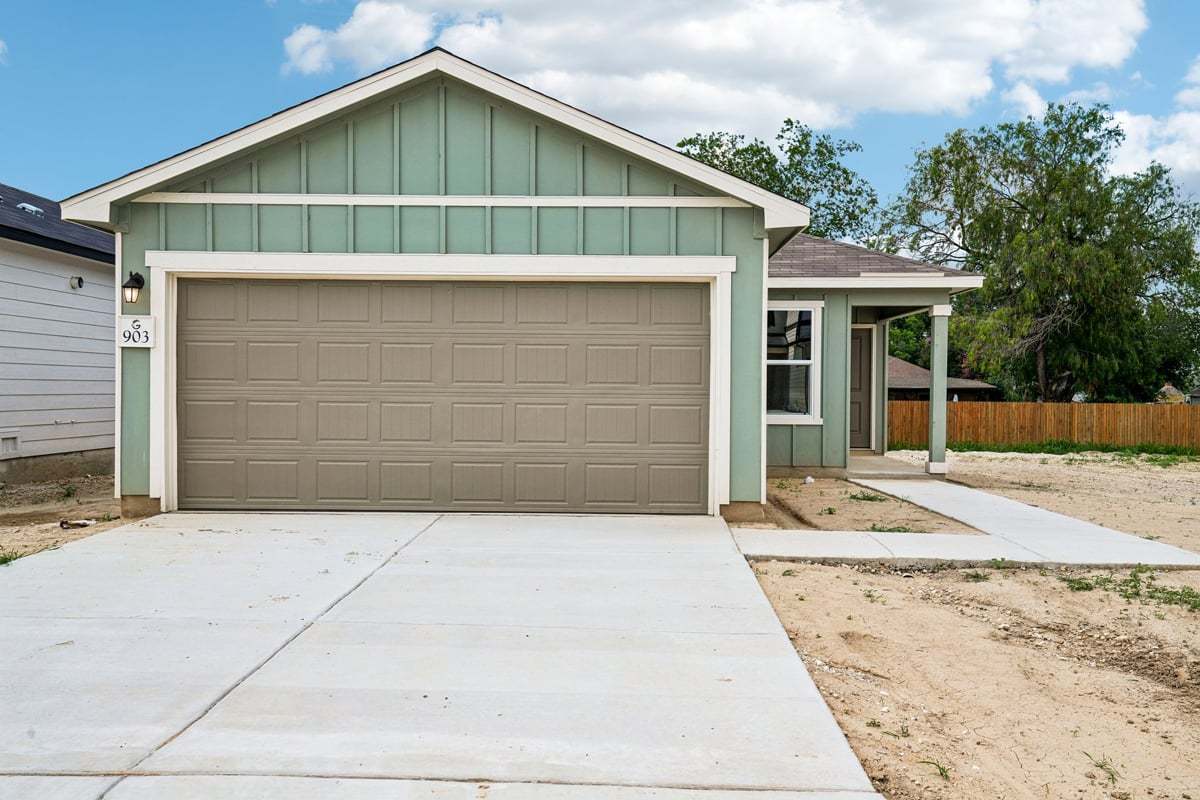 Plan 1605 - The Granary - Heritage Collection: San Antonio, Texas - KB Home