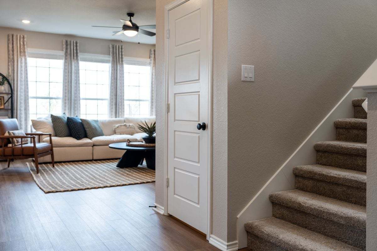 Plan 2444 - Paneled interior doors