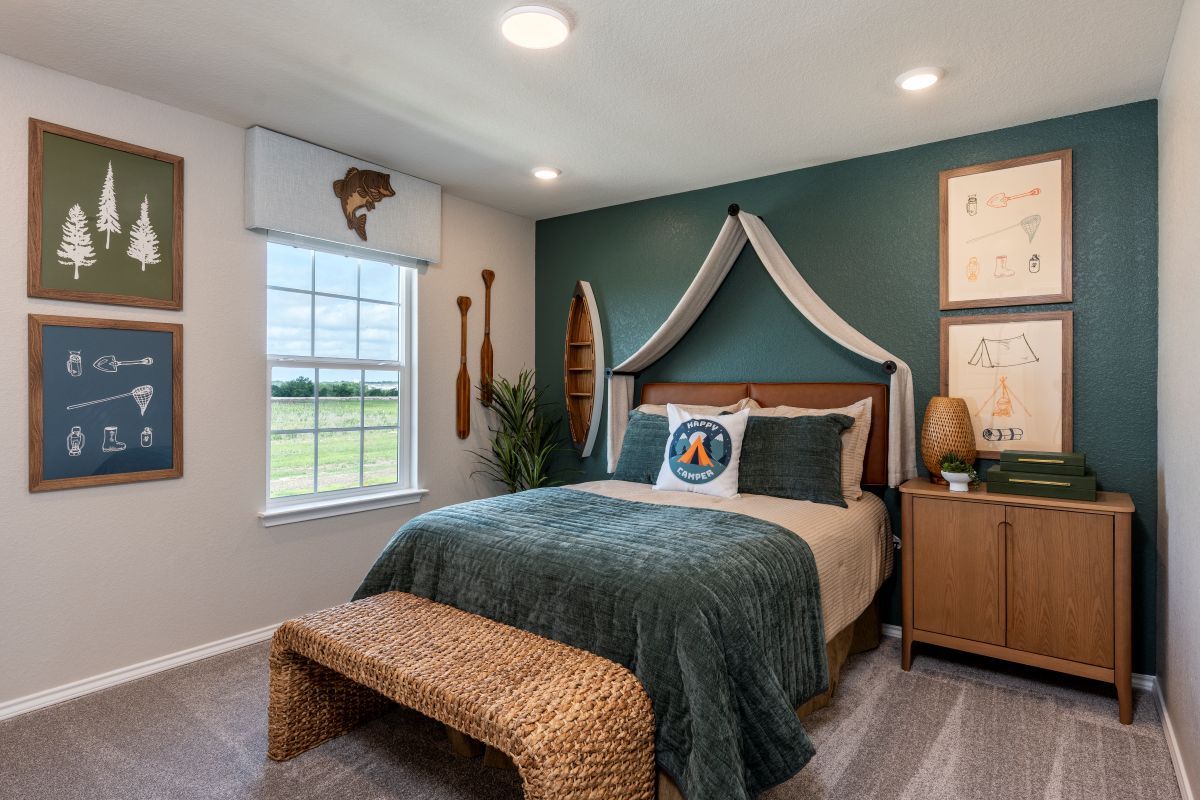 Secondary bedroom
