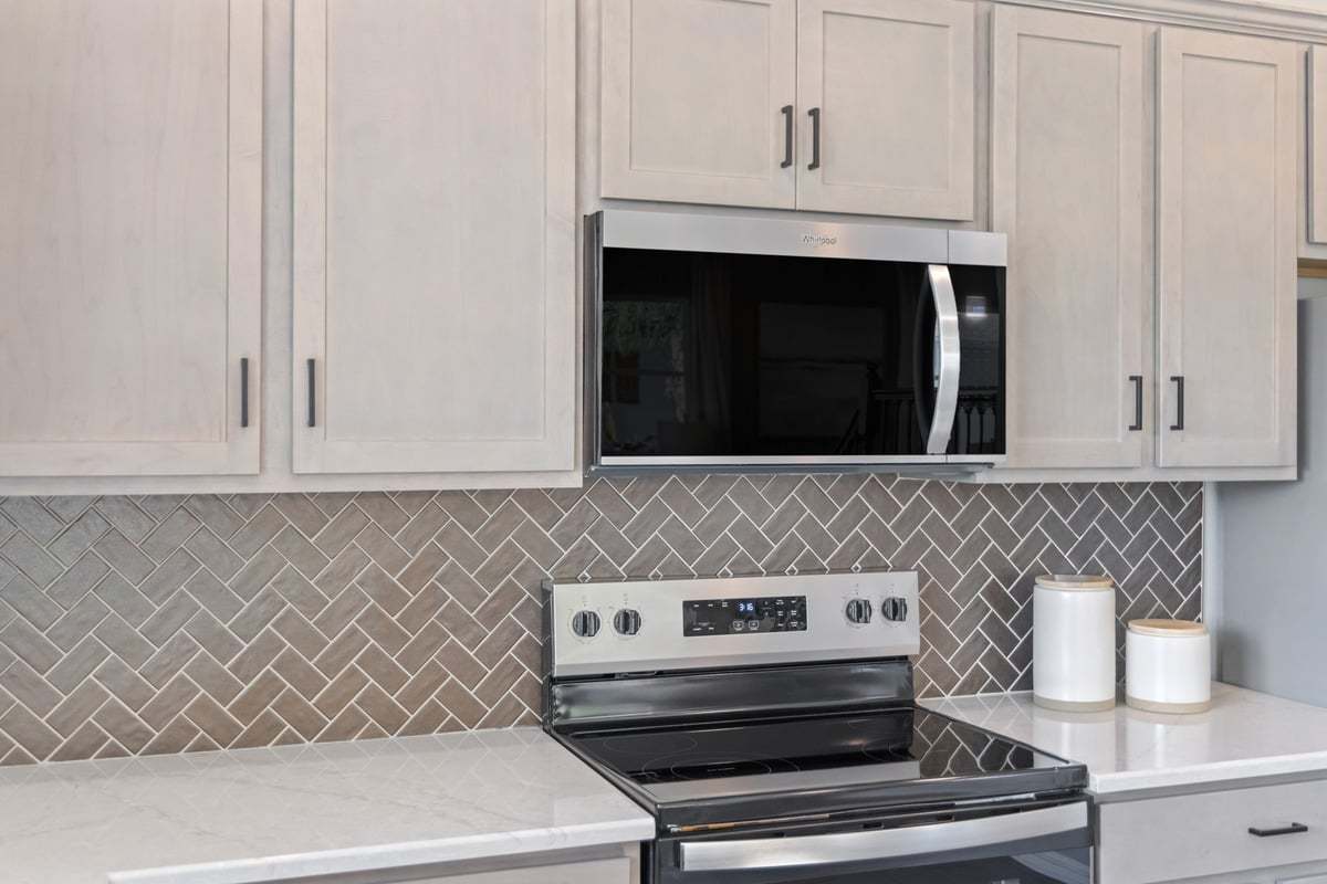 Kitchen backsplash