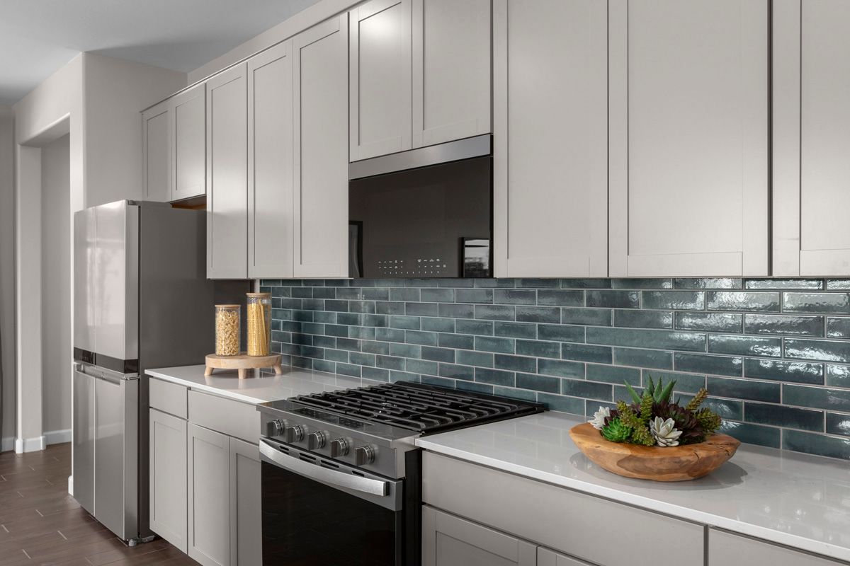 Plan 2013 Modeled - Optional kitchen tile backsplash