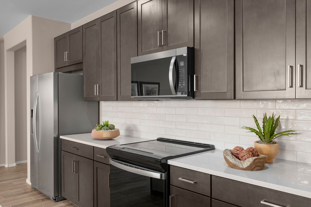 Plan 2013 Modeled - Stainless steel appliances