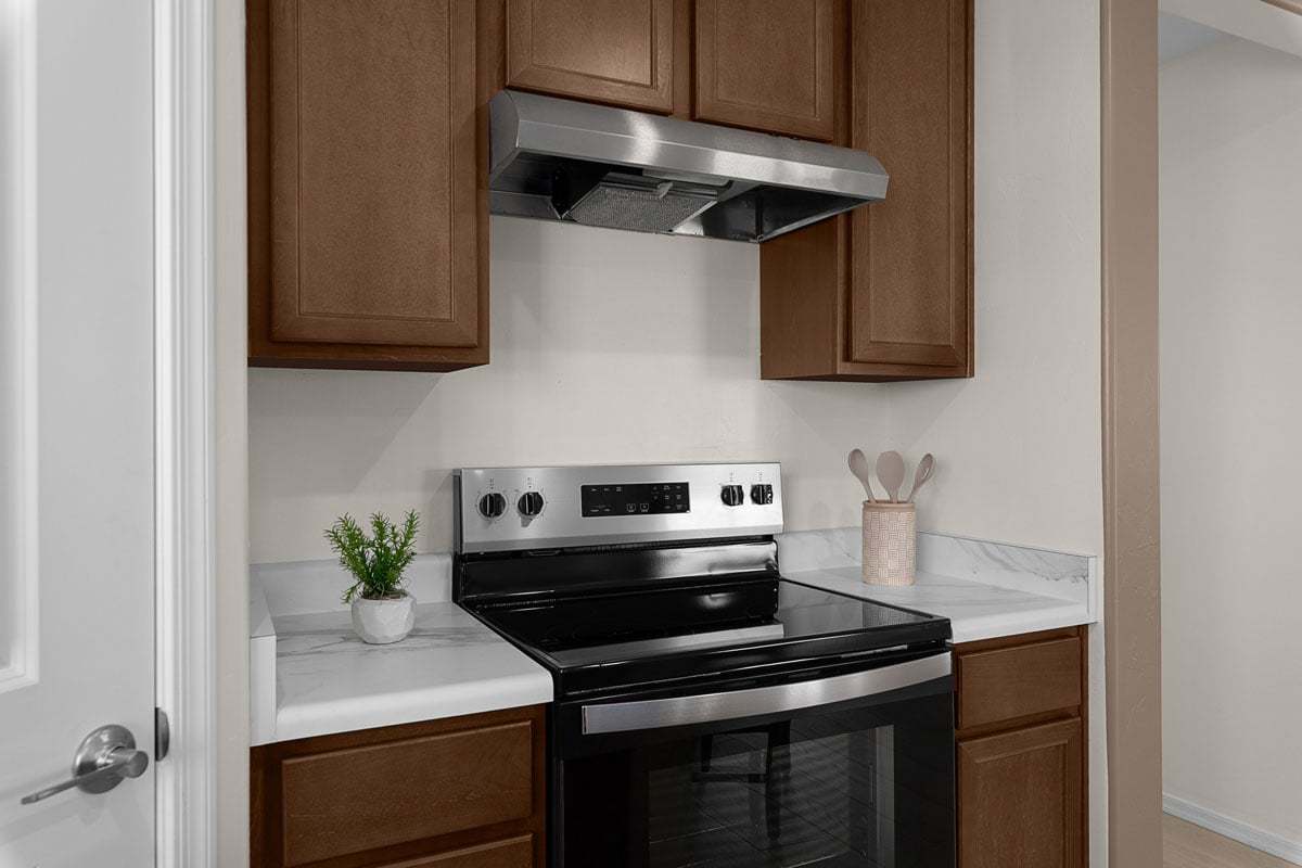 Plan 1465 Modeled - Stainless steel appliances