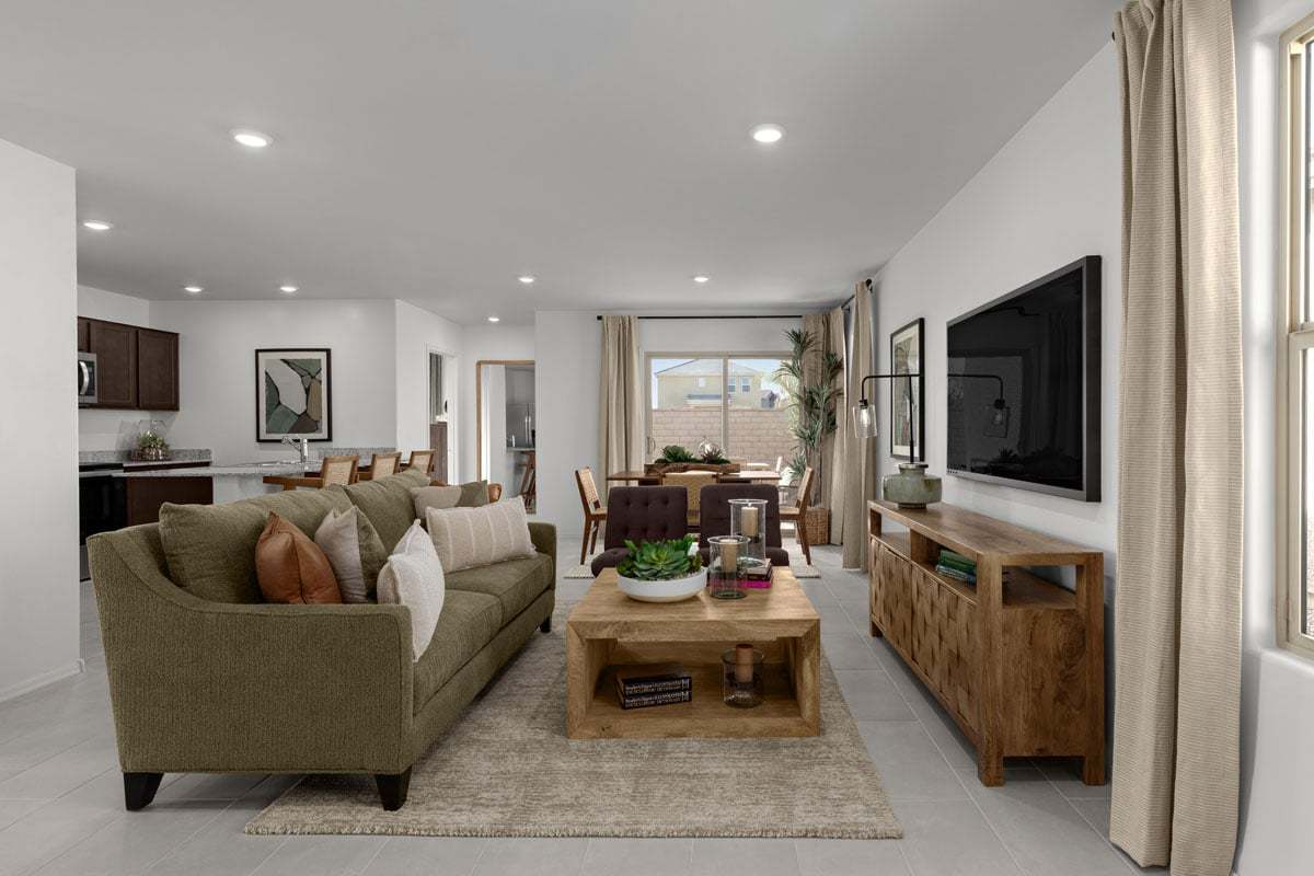 Plan 1383 Modeled - Spacious great room