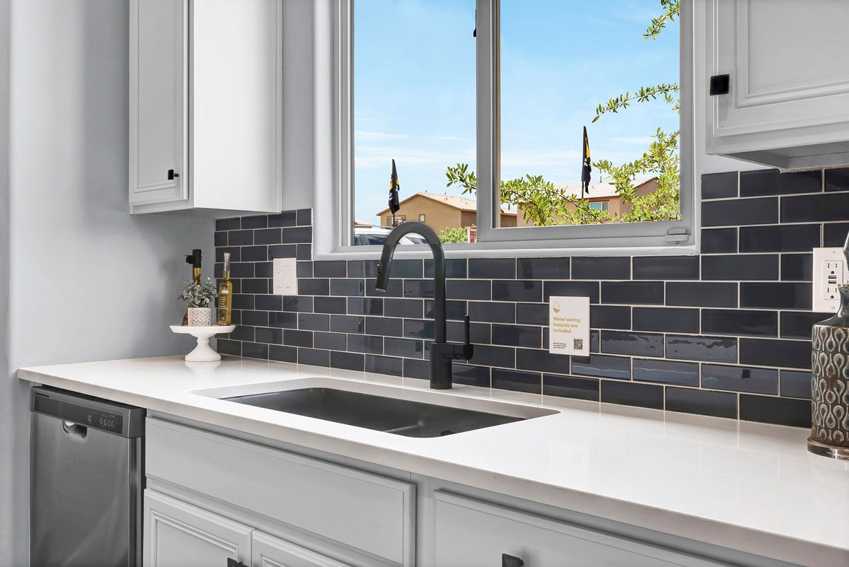 Plan 2685 - Optional tile backsplash