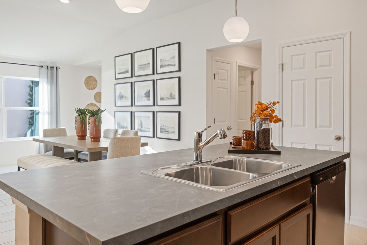 Plan 1511 Modeled - Kitchen island