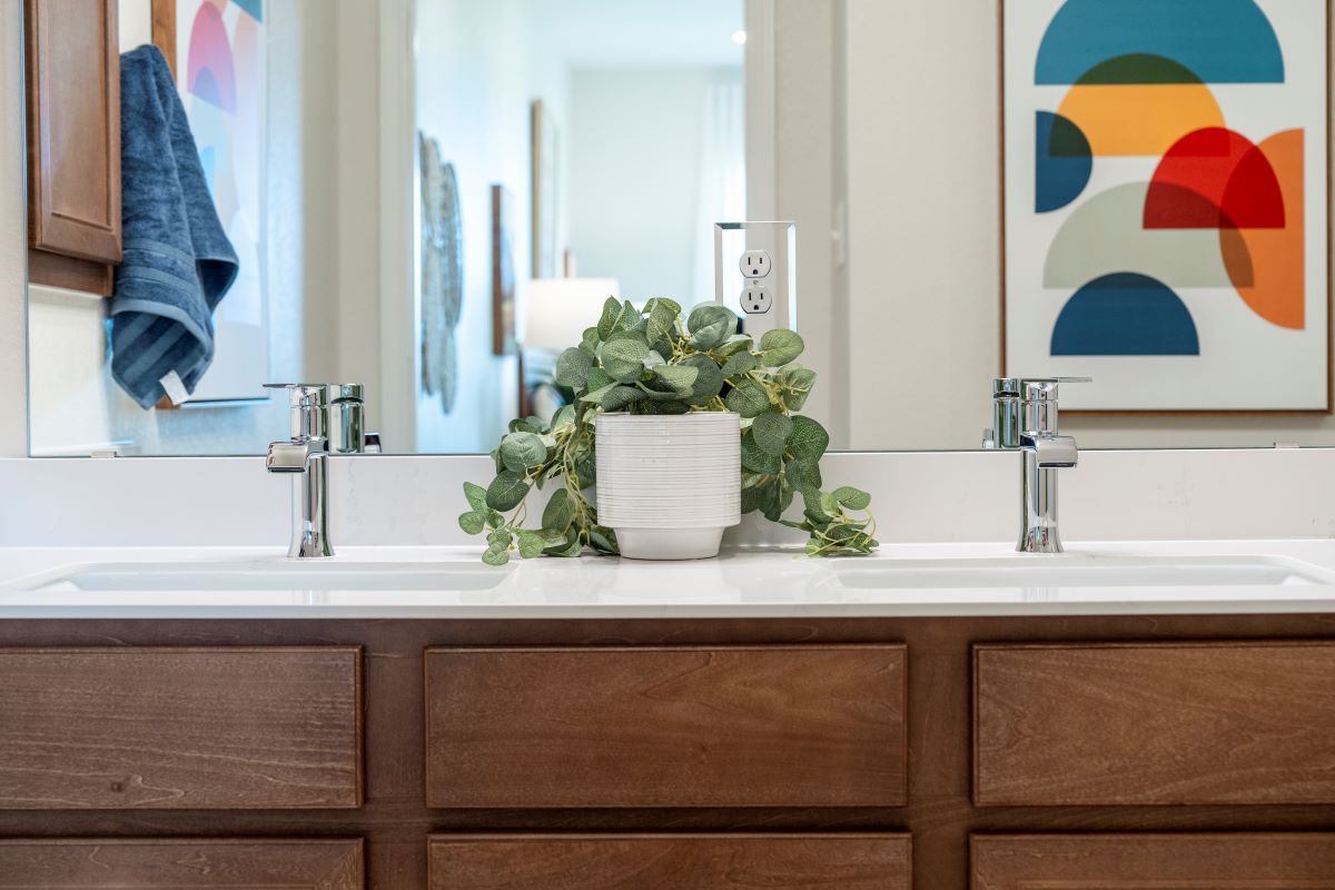 Plan 1477 Modeled - Dual-sink vanity at primary bath