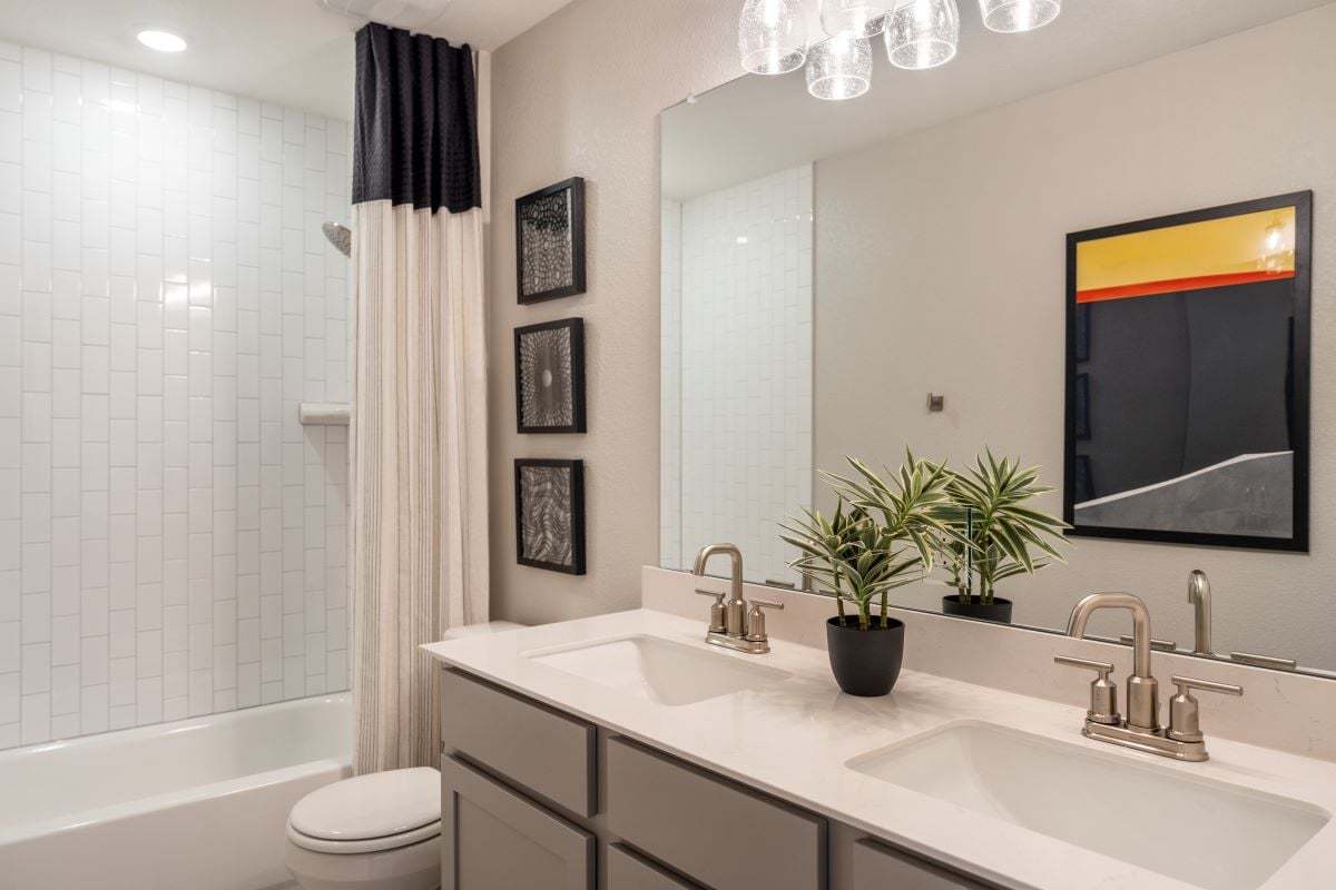 Plan 2500 Modeled - Dual-sink vanity at bath 2