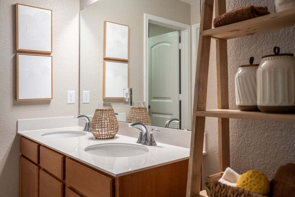 Plan 1548 Modeled - Dual-sink vanity at primary bath