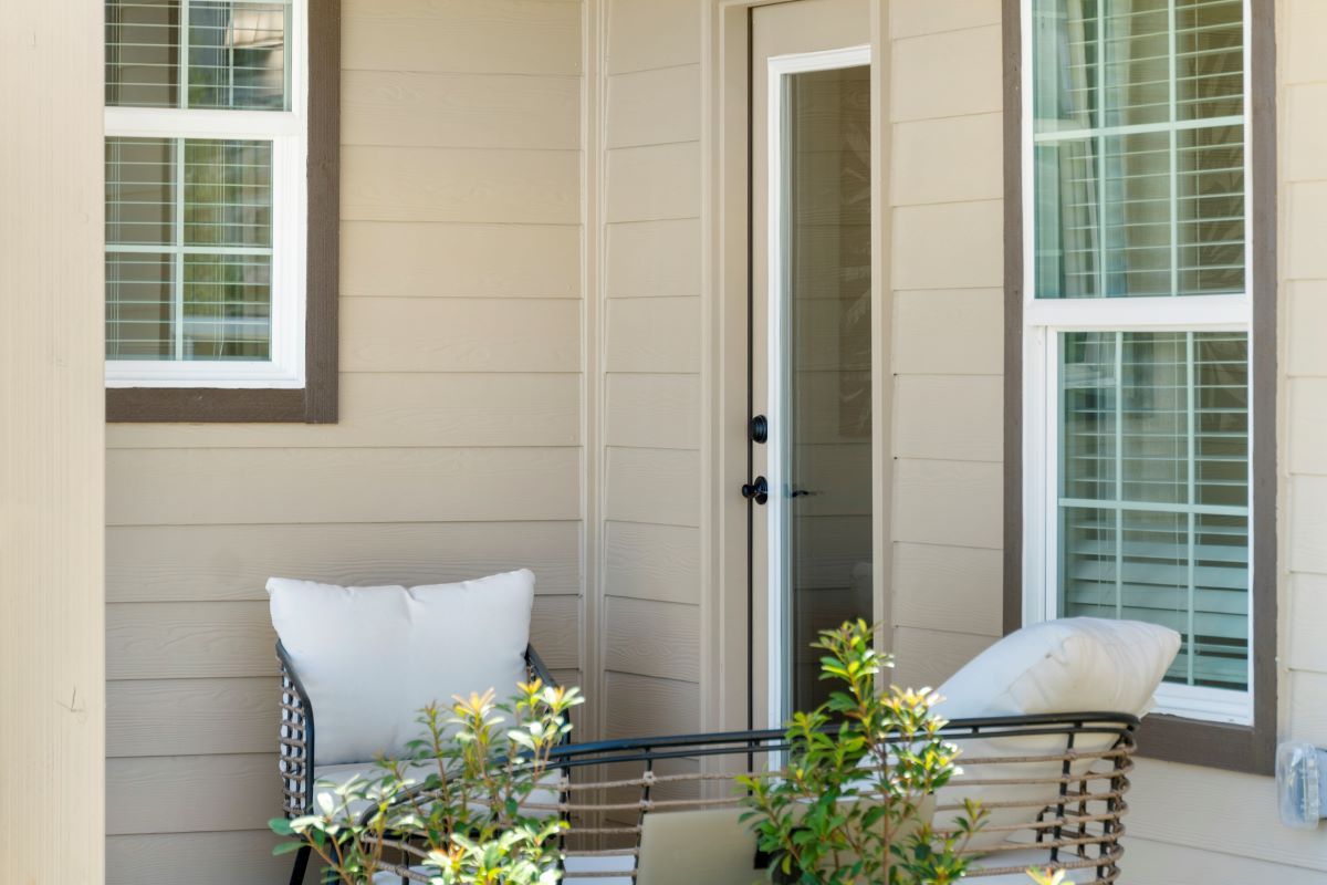 Plan 1655 Modeled - Back patio