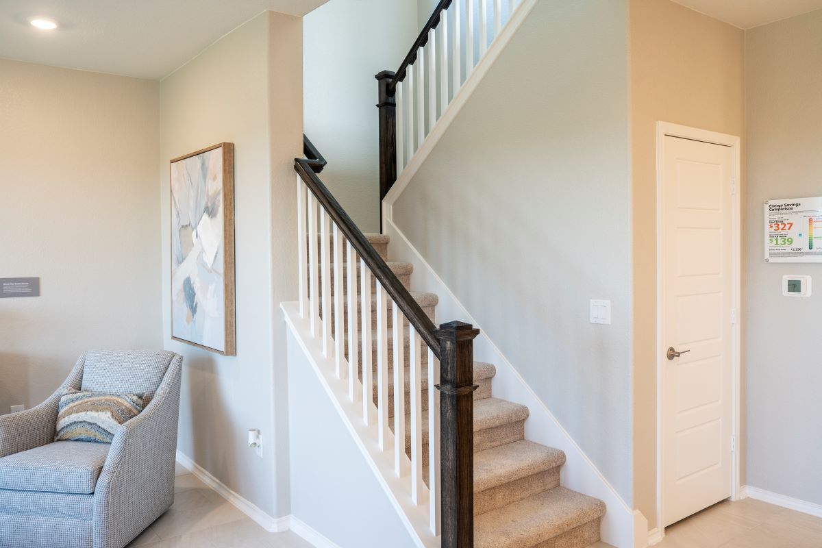 Plan 2458 Modeled - Open stair rail