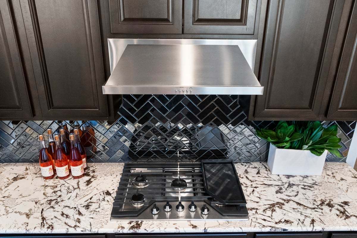 Plan 2410 Modeled - Stainless steel cooktop