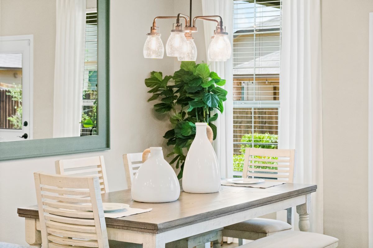 Plan 2458 - Five-light chandelier
