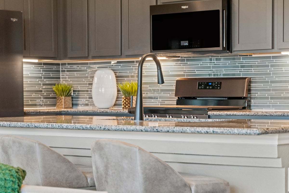 Plan 2500 Modeled - Kitchen island