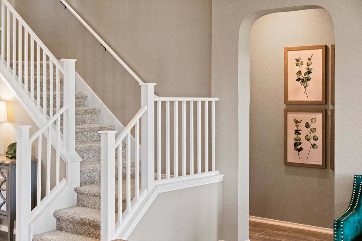 Plan 2500 Modeled - Open stair rail