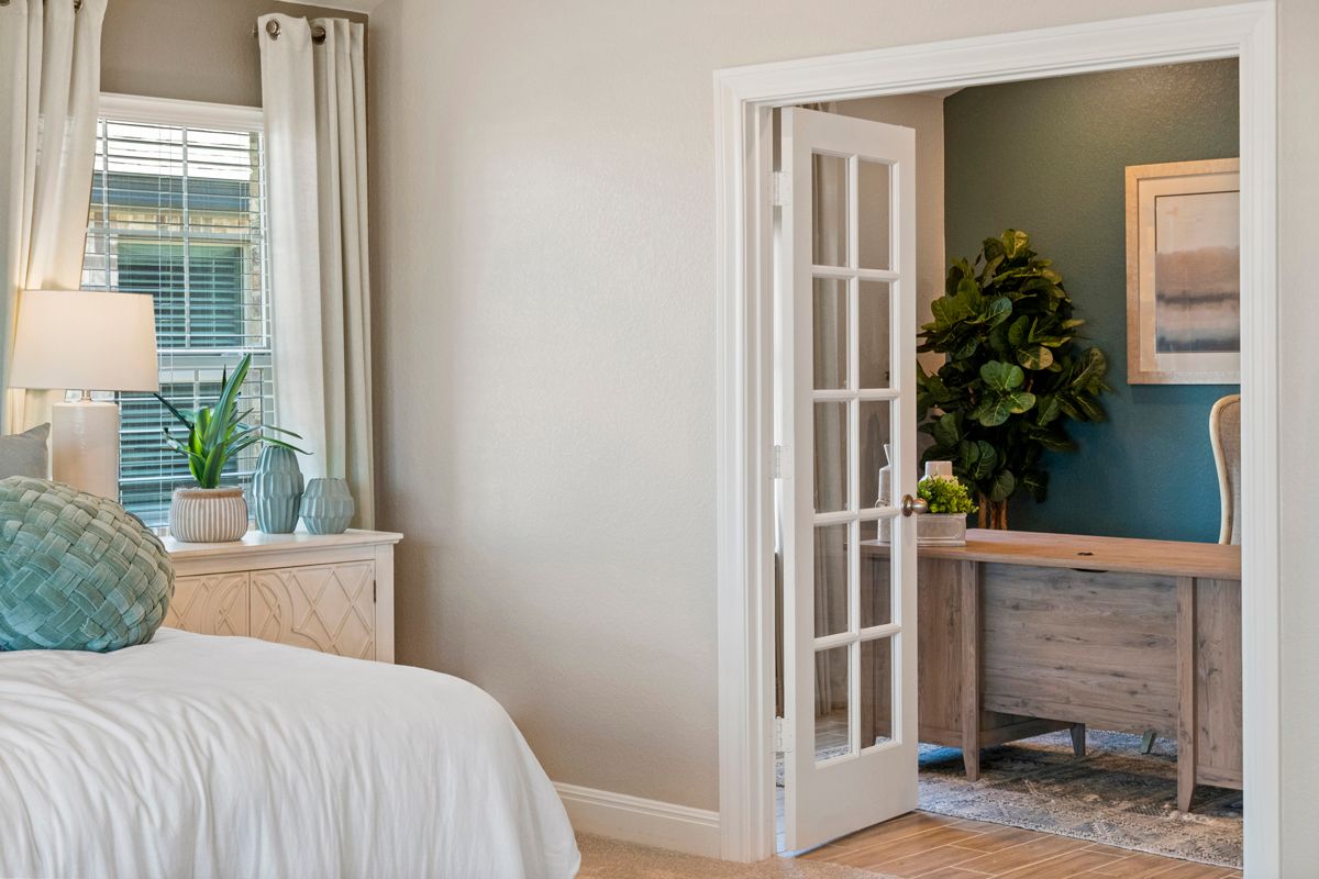 Plan 3474 Modeled - Retreat at primary bedroom