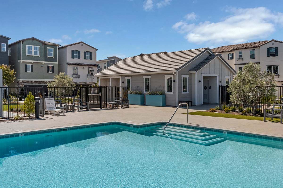 Community pool