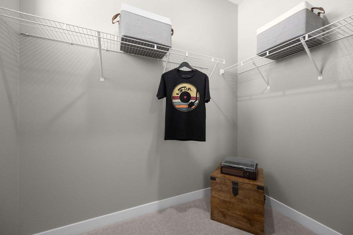Walk-in closet
