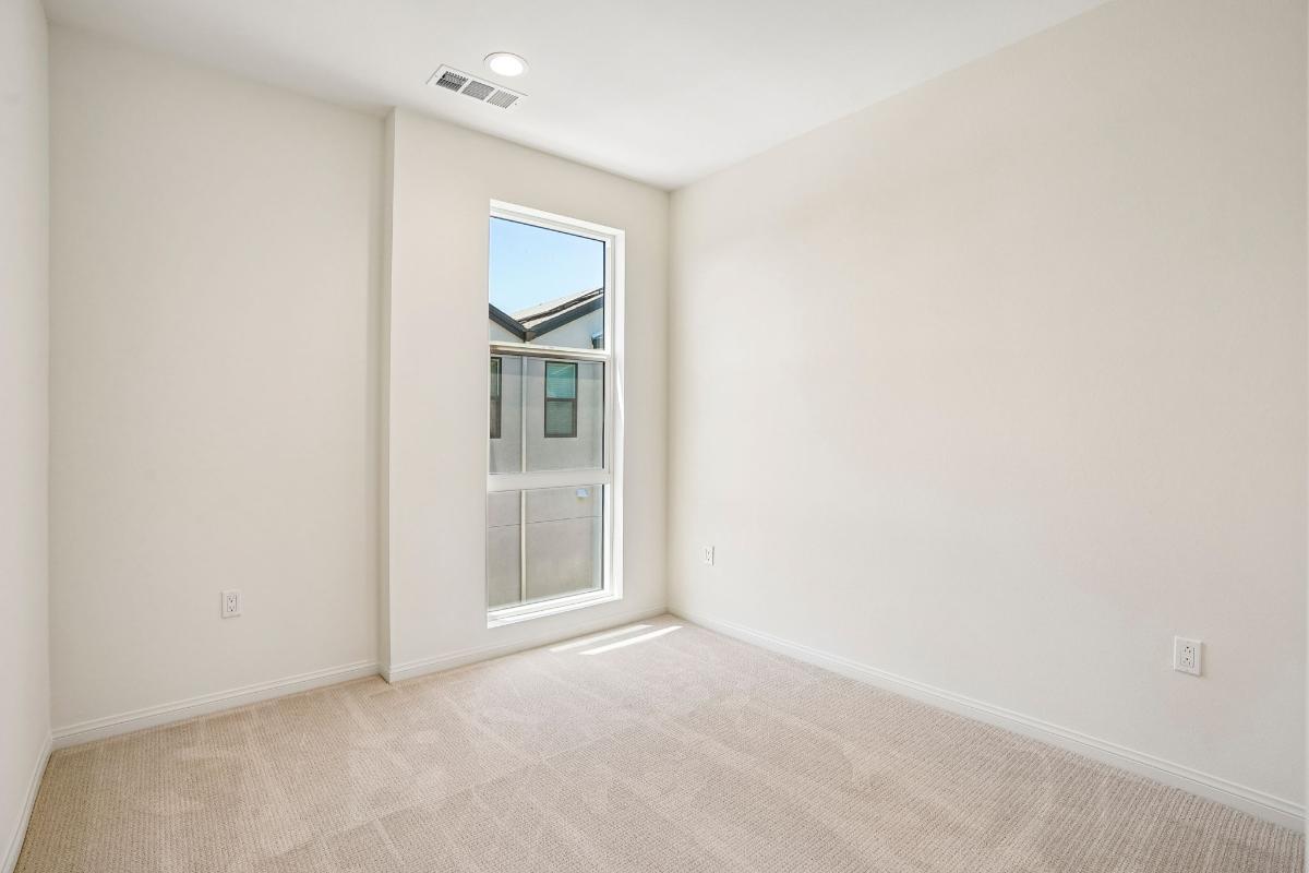Secondary bedroom