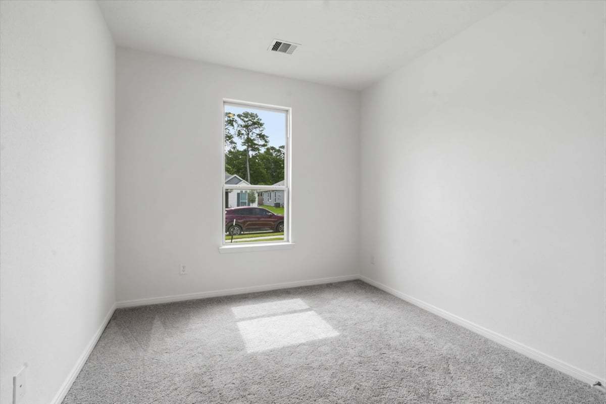 Secondary bedroom