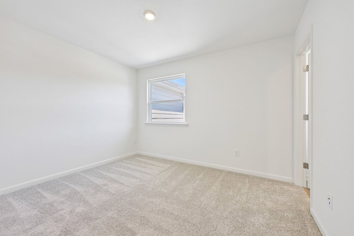 Secondary bedroom