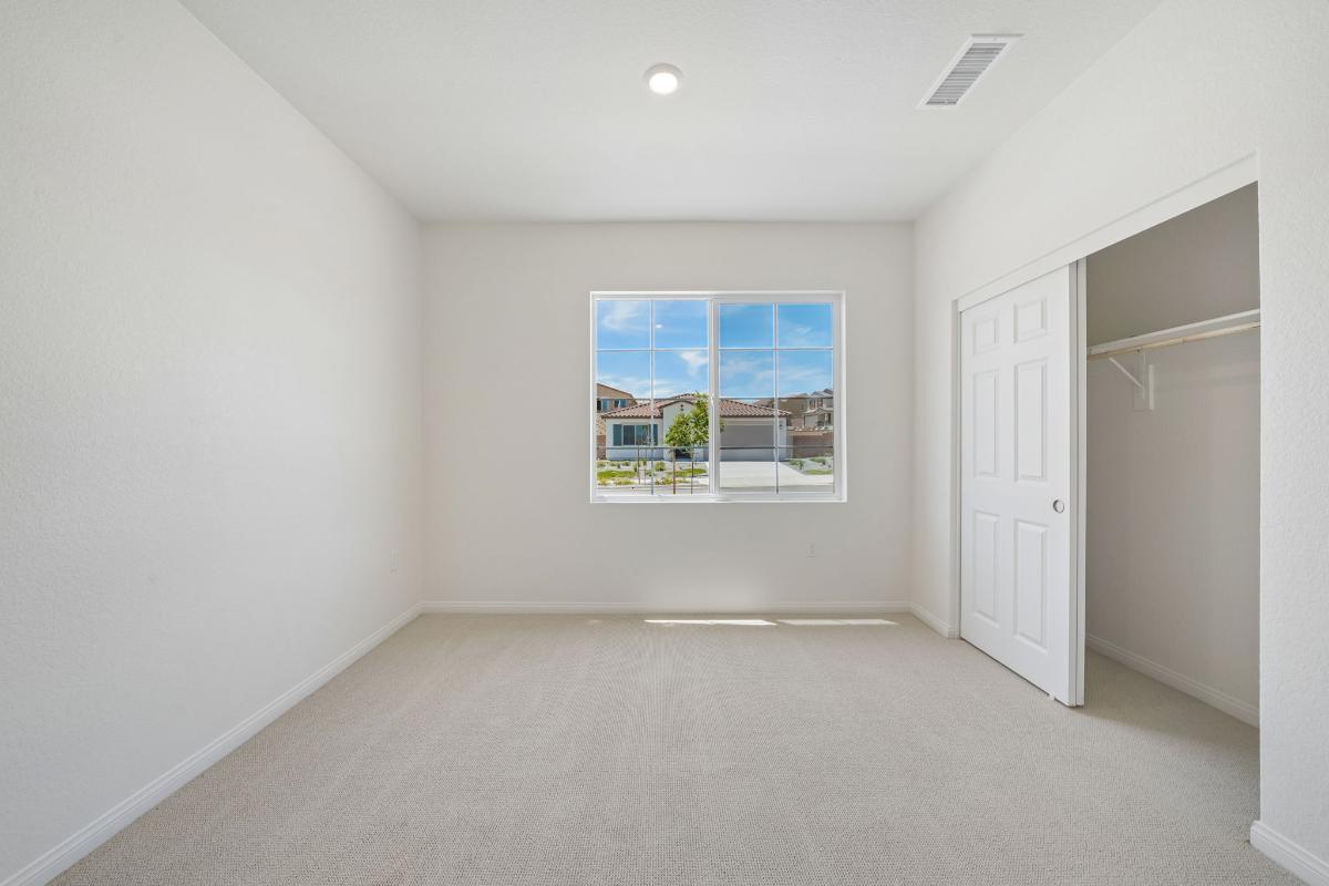 Secondary bedroom