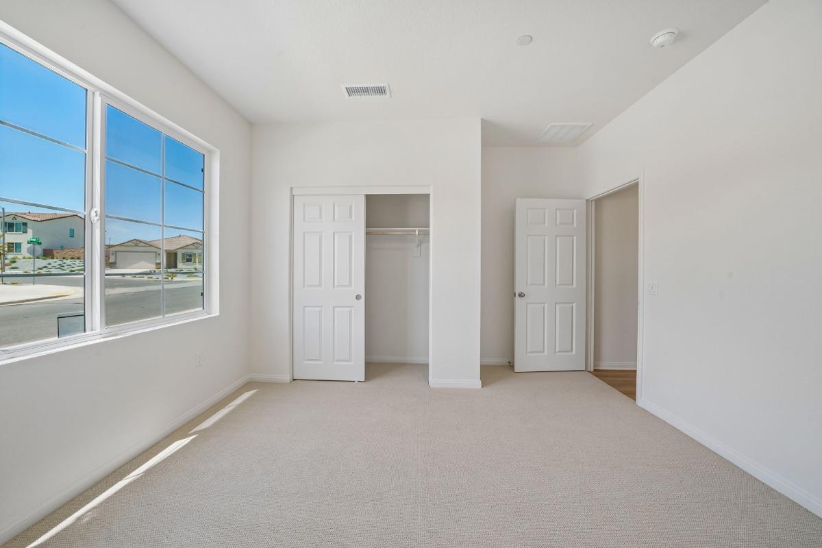 Secondary bedroom
