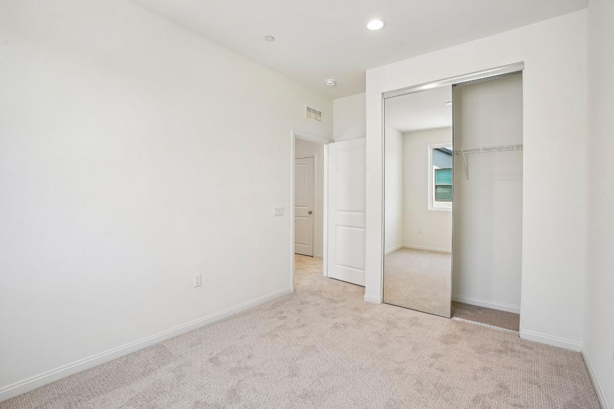 Secondary bedroom