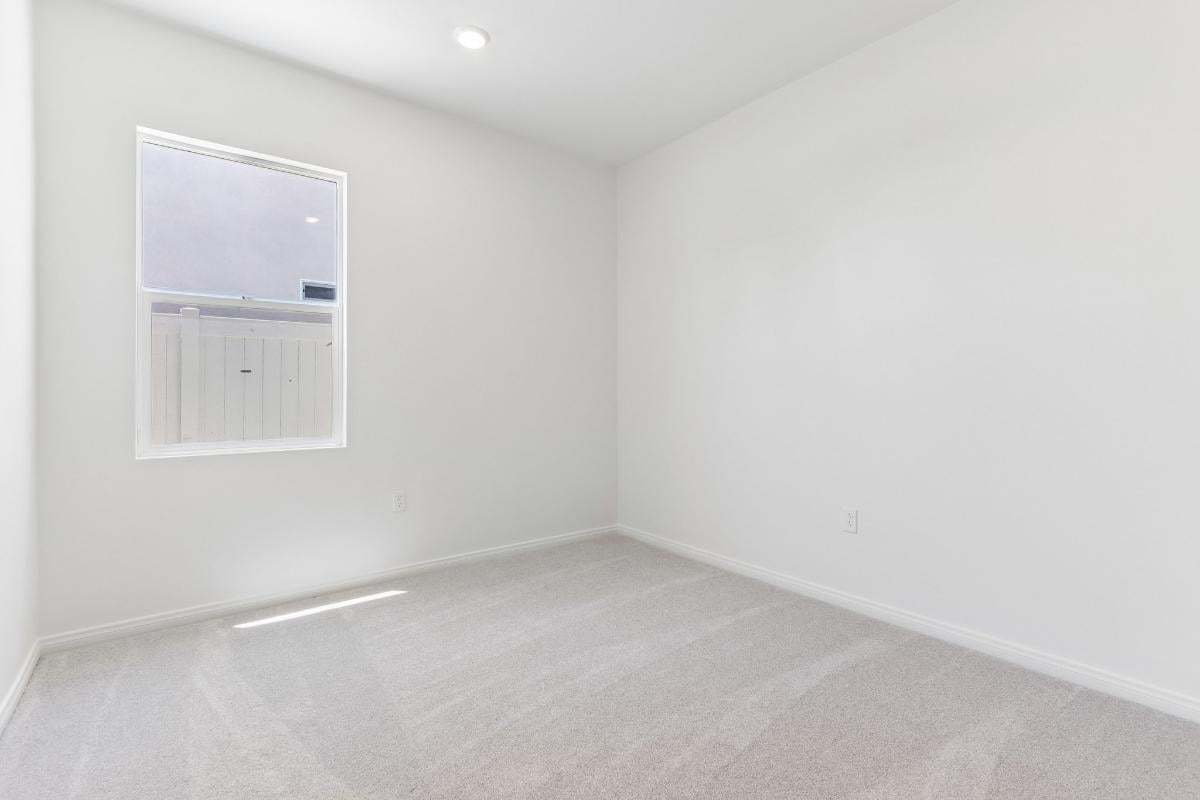 Secondary bedroom