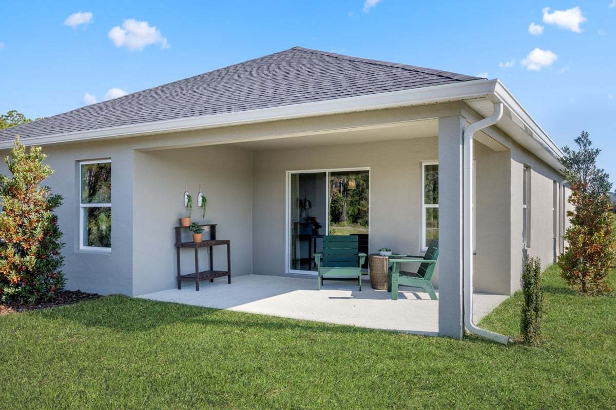 Plan 1662 Modeled - Covered patio