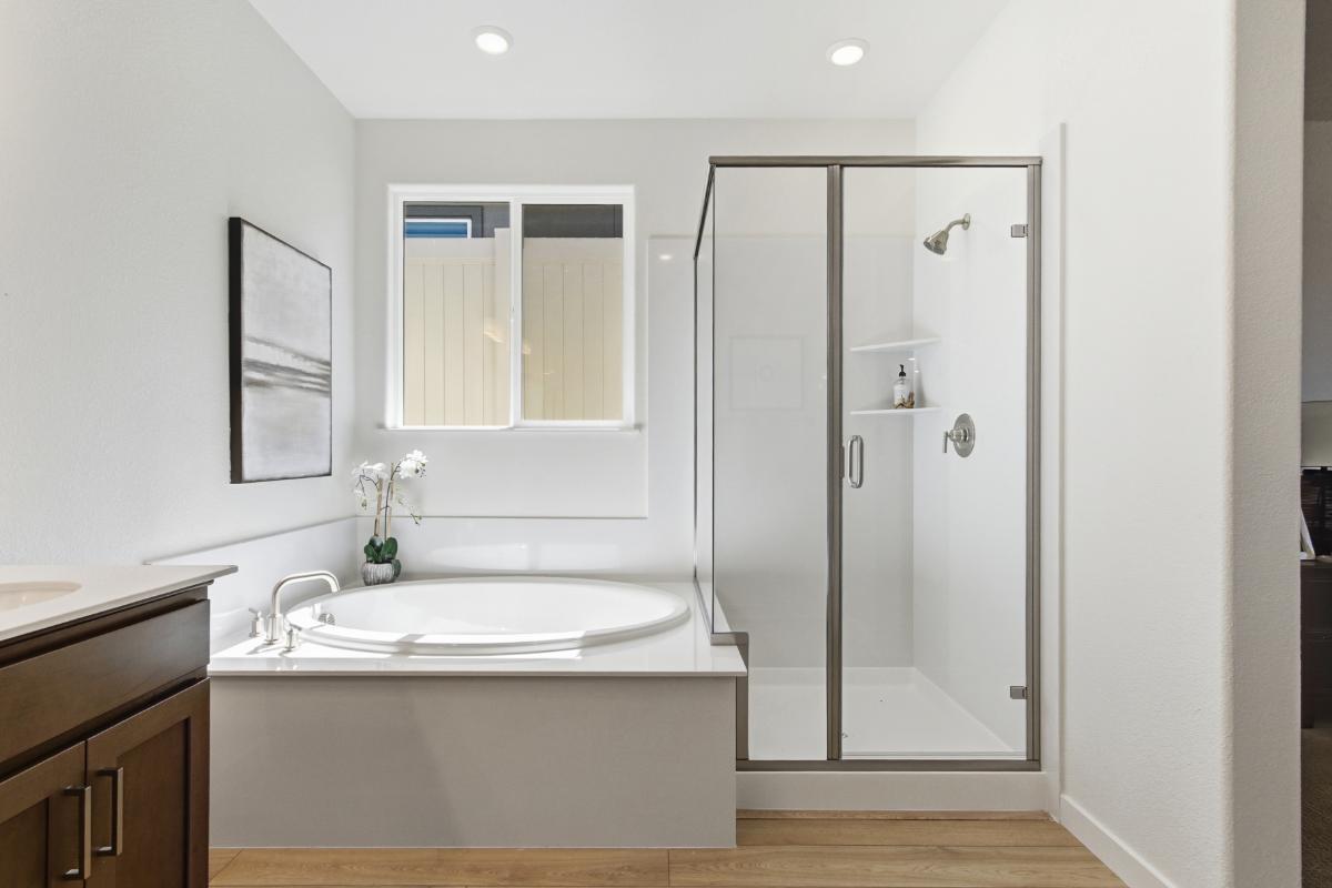 Primary bath