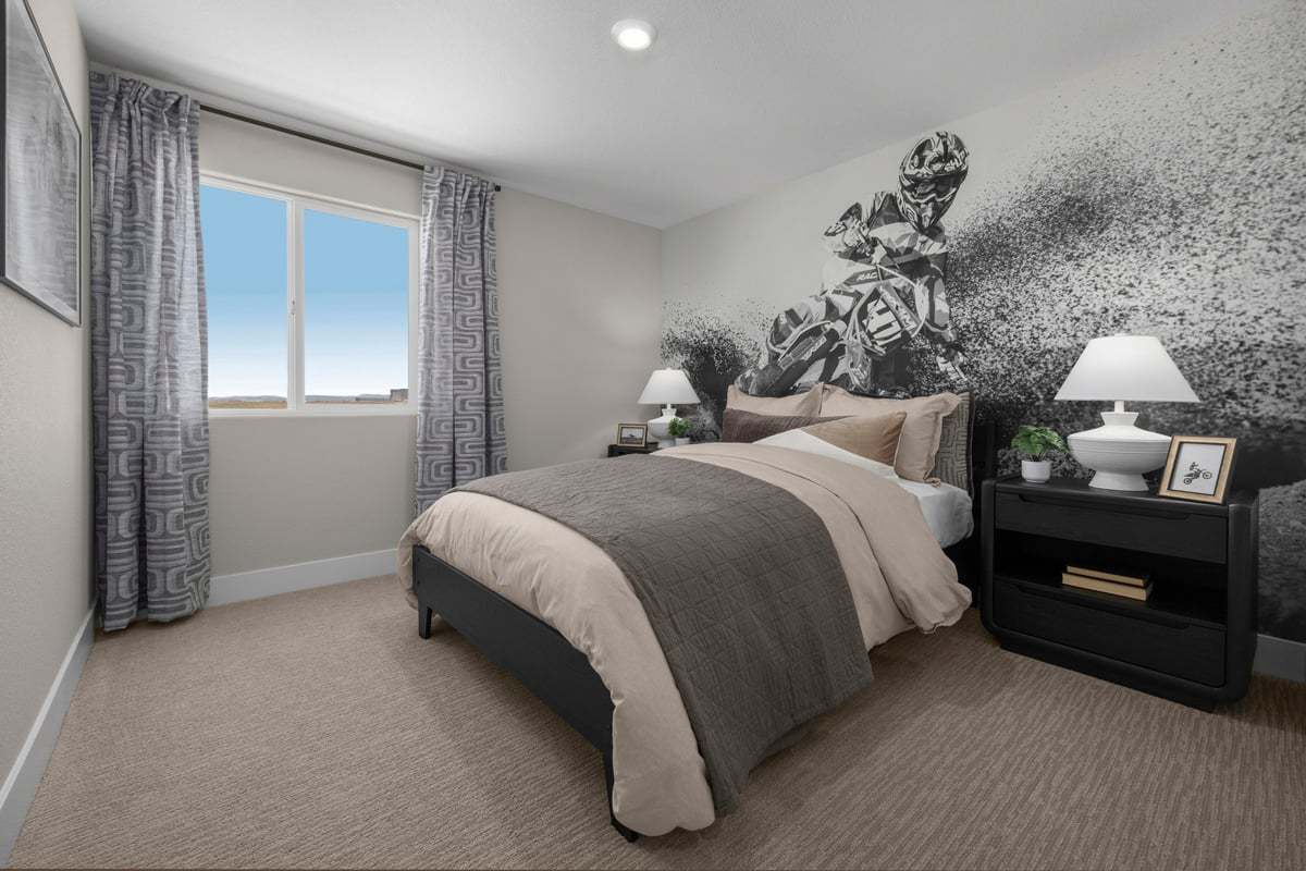 Secondary bedroom