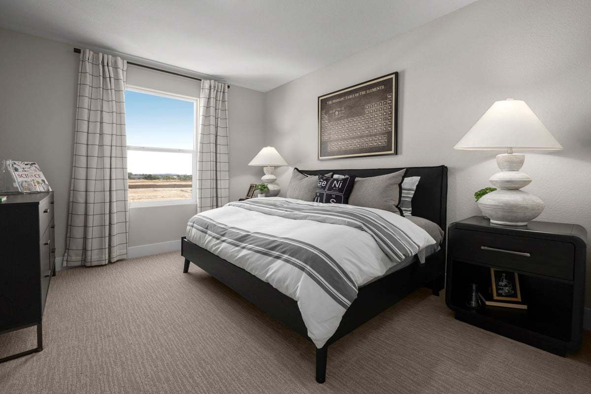Secondary bedroom