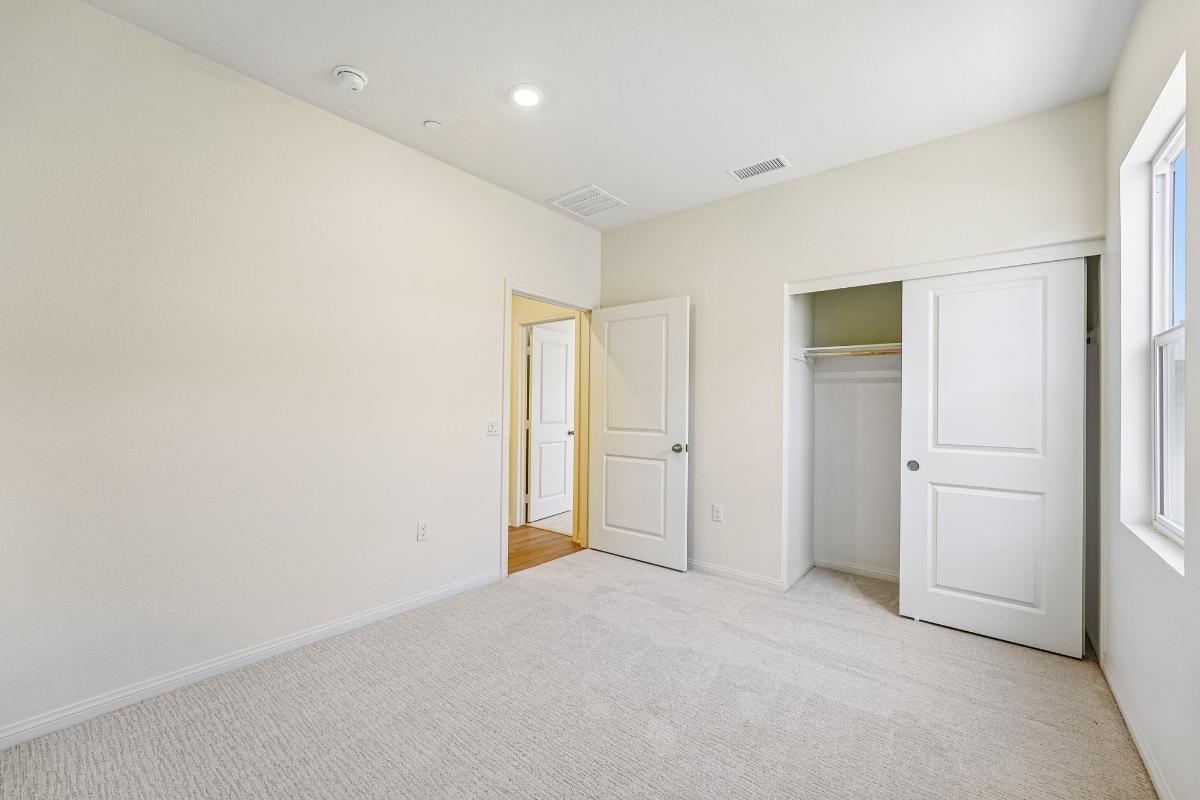 Secondary bedroom
