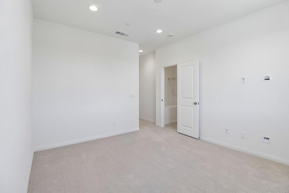 Secondary bedroom