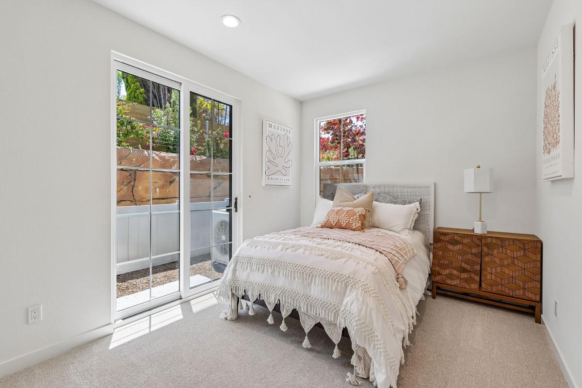 Secondary bedroom