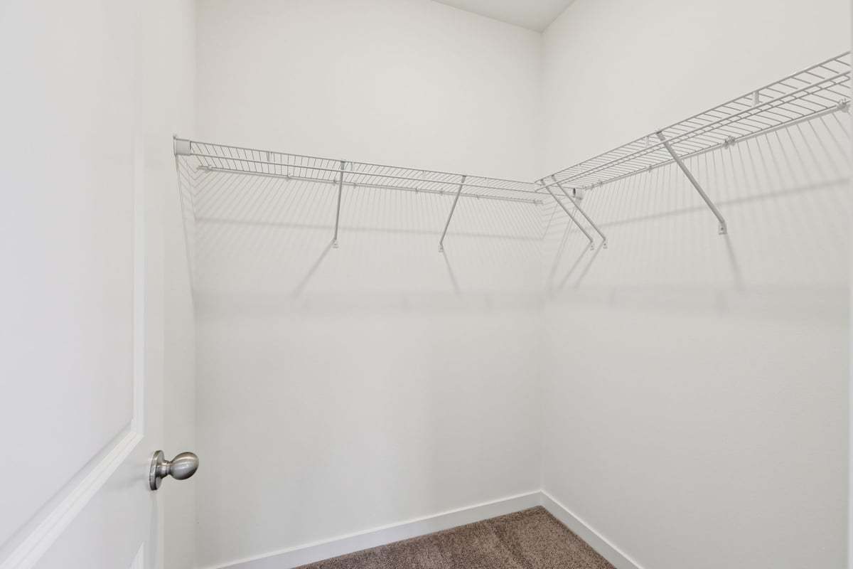 Walk-in closet