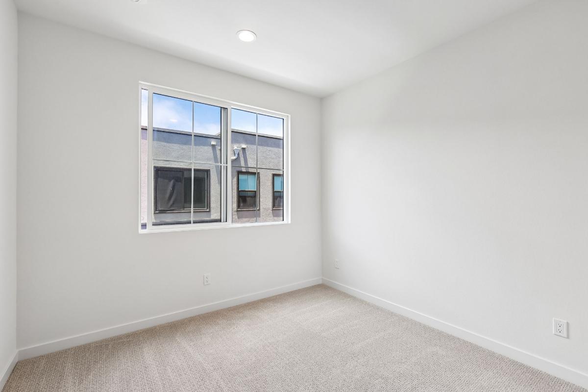 Secondary bedroom