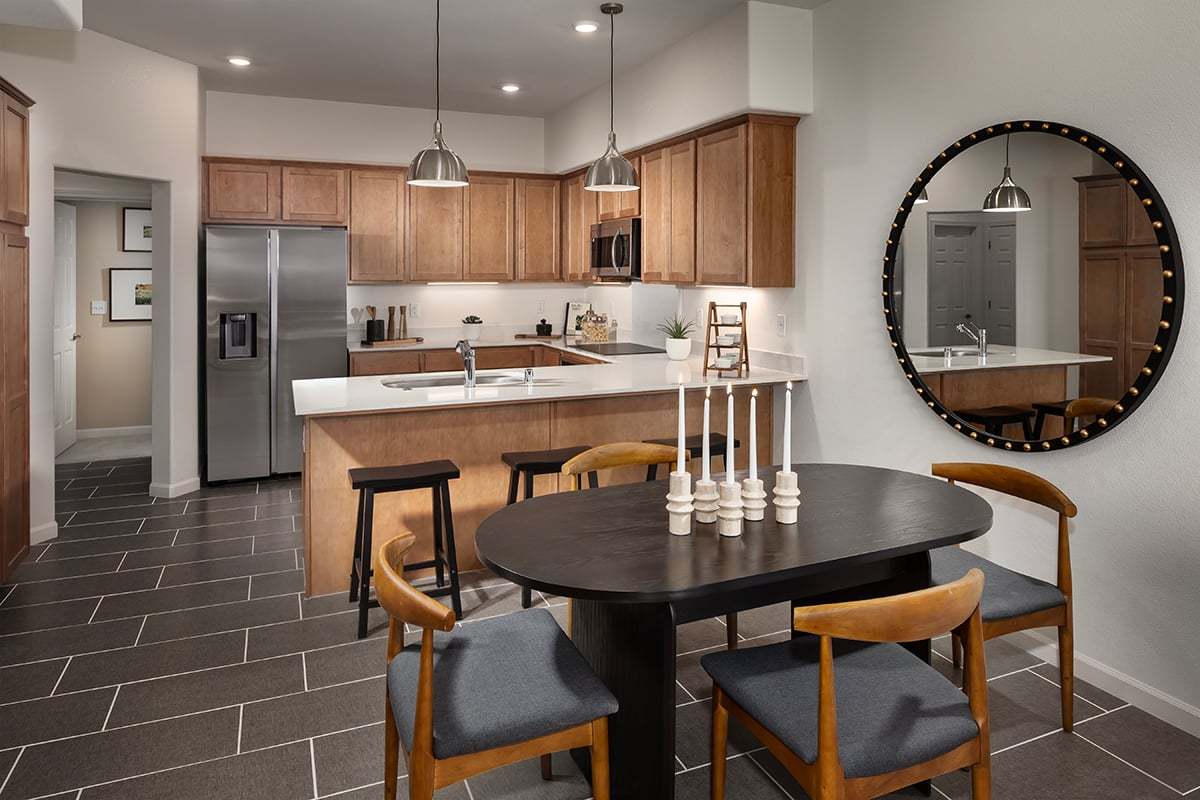 Plan 1786B Modeled - Dining area