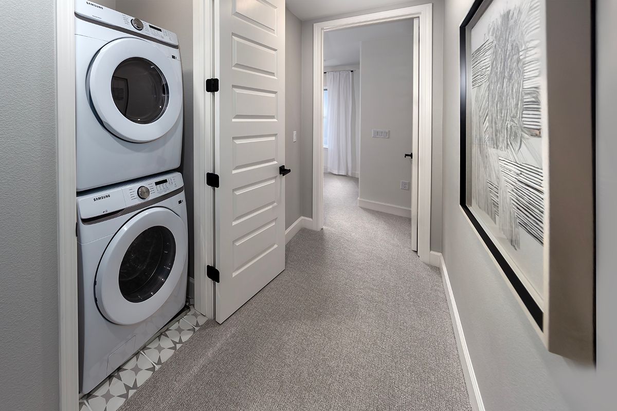 Plan 1396 Modeled - Laundry room