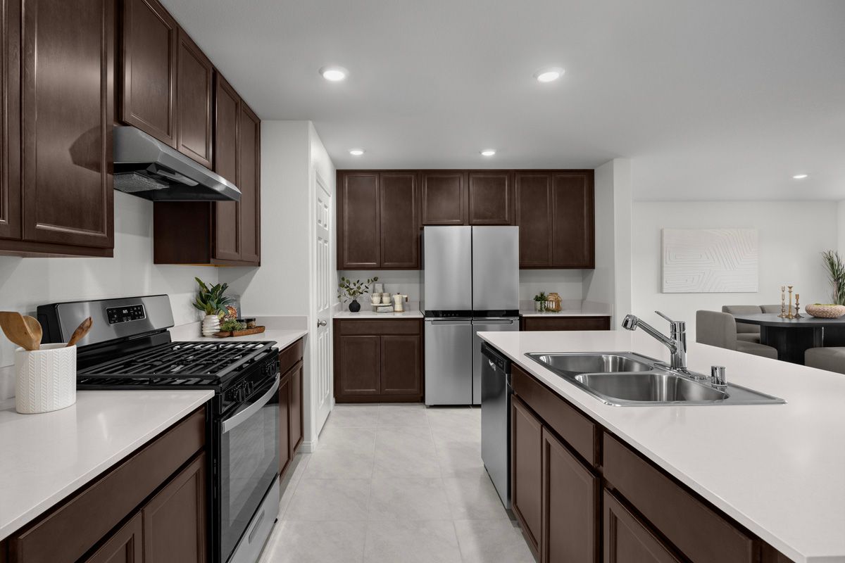 Plan 2069 - Stainless steel appliances