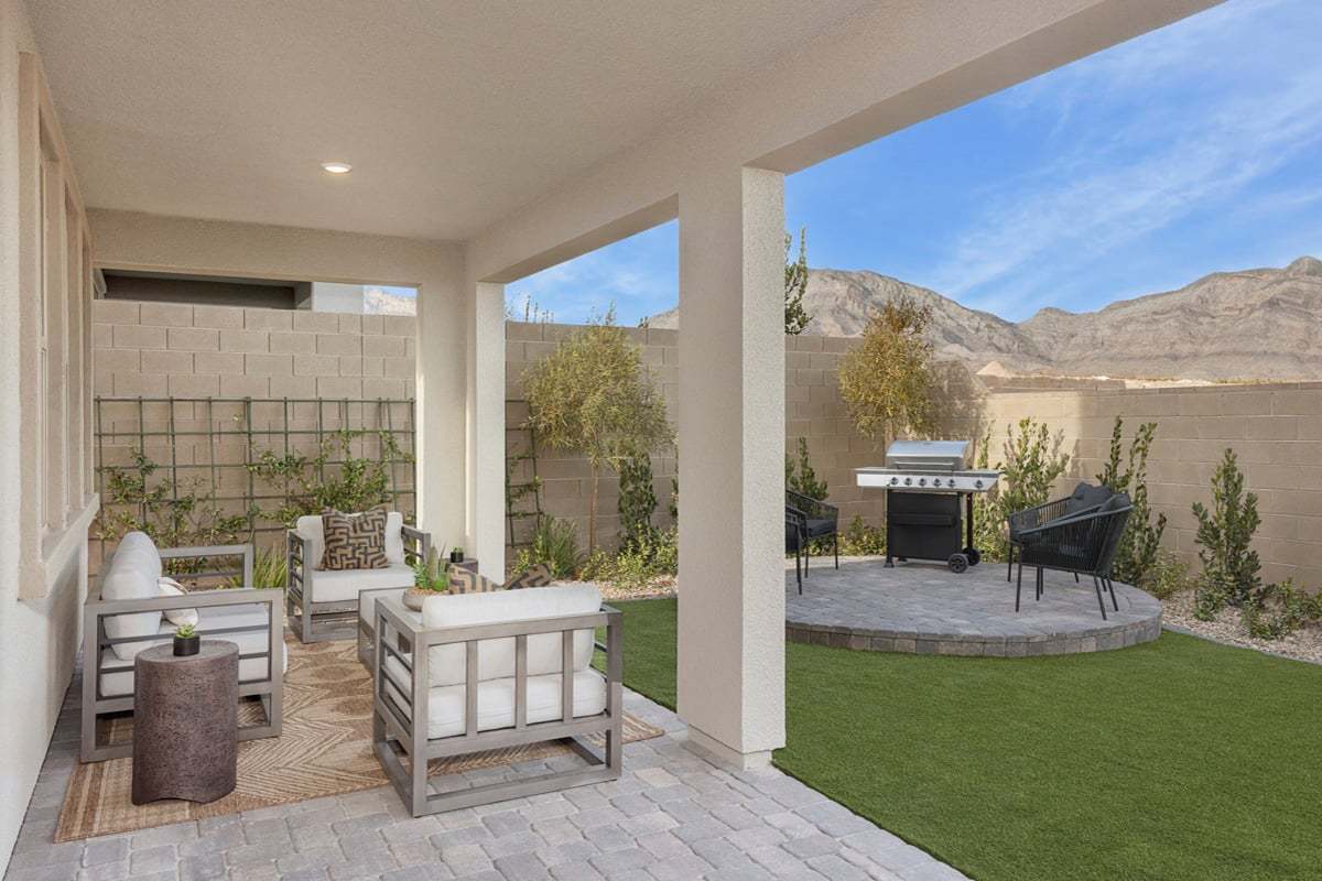 Plan 2466 Modeled - Covered back patio