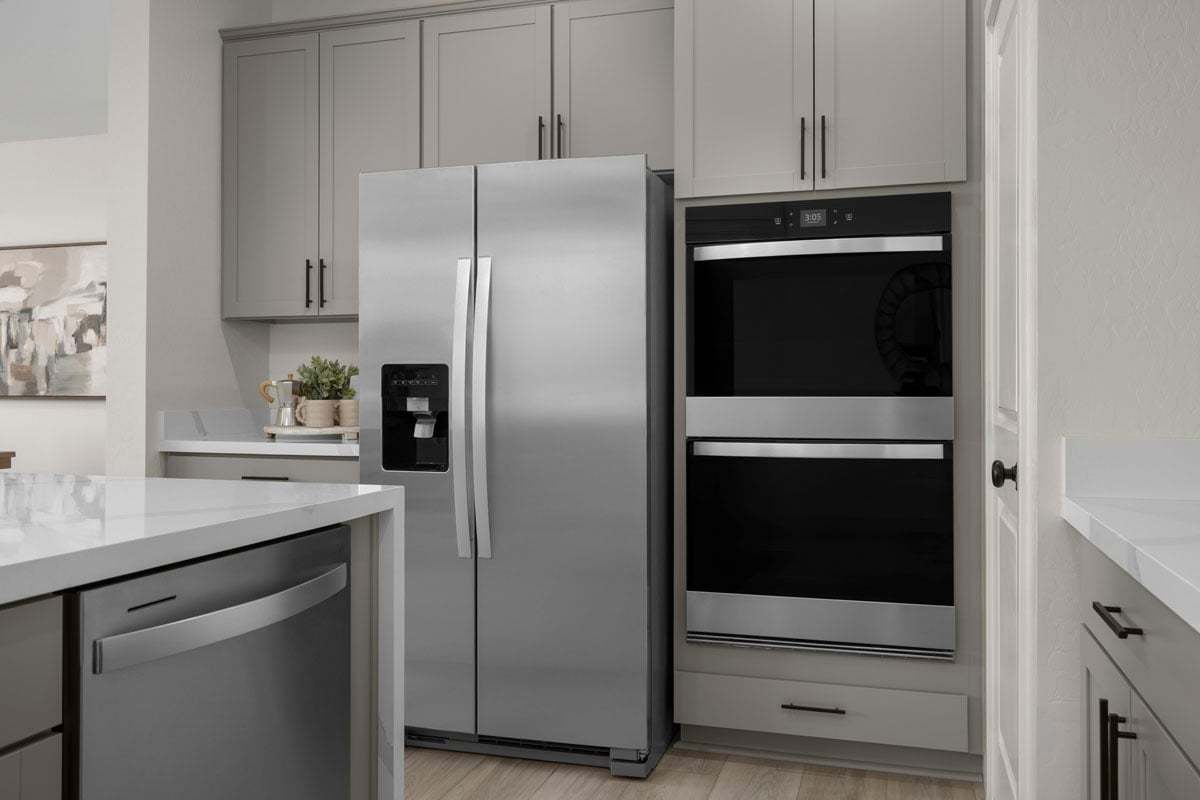 Plan 2070 Modeled - Stainless steel appliances