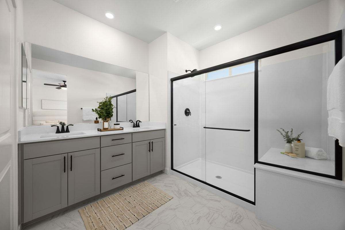 Plan 2070 Modeled - Walk-in shower with seat at primary bath