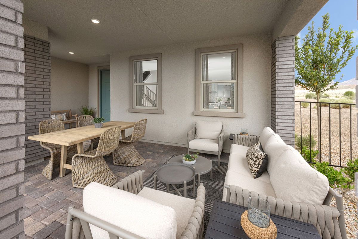 Plan 1947 End Unit Modeled - Front porch